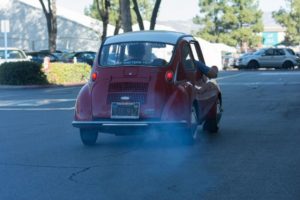 Parte traseira do Subaru 360 